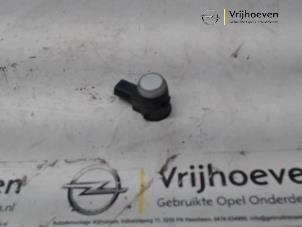 Gebruikte PDC Sensor Opel Mokka/Mokka X 1.4 Turbo 16V 4x2 Prijs € 20,00 Margeregeling aangeboden door Autodemontage Vrijhoeven B.V.