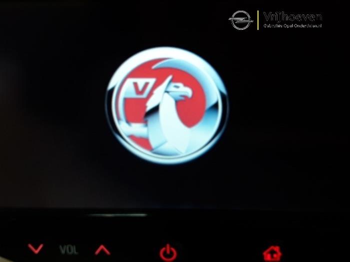 Gebruikte Radio module Opel Corsa E 1.2 16V Prijs € 150,00 Margeregeling aangeboden door Autodemontage Vrijhoeven B.V.