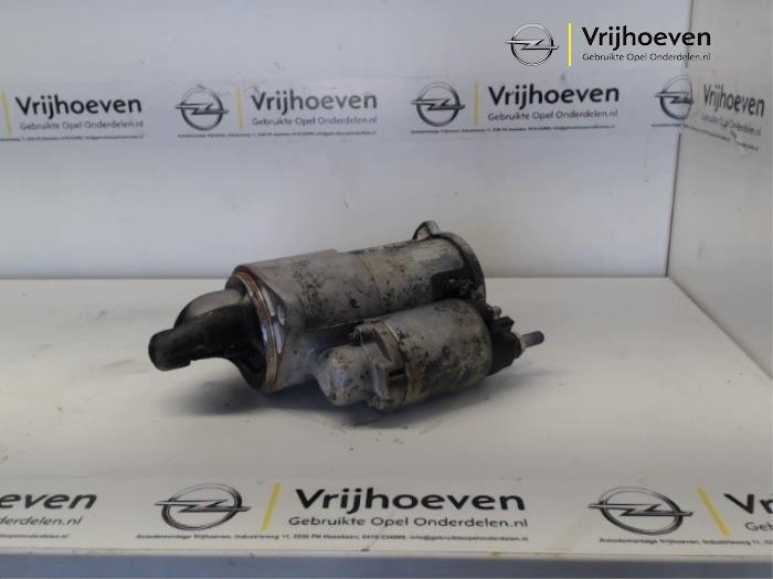 Gebruikte Startmotor Opel Corsa D 1.6i OPC 16V Turbo Prijs € 20,00 Margeregeling aangeboden door Autodemontage Vrijhoeven B.V.