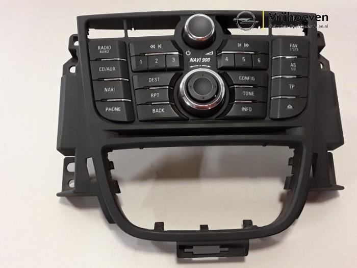 Radiobedienings paneel van een Opel Astra 2013