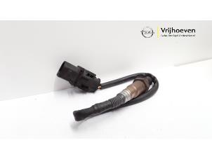 Gebruikte Lambda Sonde Opel Astra J (PC6/PD6/PE6/PF6) 2.0 CDTI 16V 160 Ecotec Prijs € 20,00 Margeregeling aangeboden door Autodemontage Vrijhoeven B.V.