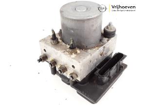 Gebruikte ABS Pomp Opel Corsa D 1.6i OPC 16V Turbo Prijs € 175,00 Margeregeling aangeboden door Autodemontage Vrijhoeven B.V.