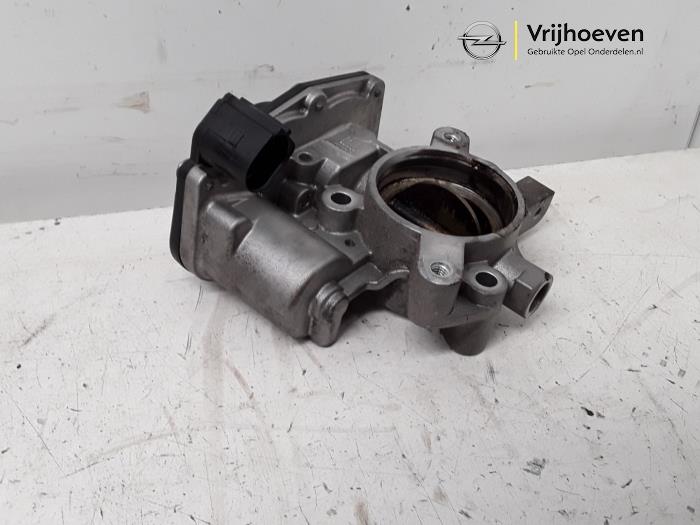 Gebruikte Gasklephuis Opel Corsa E 1.3 CDTi 16V ecoFLEX Prijs € 25,00 Margeregeling aangeboden door Autodemontage Vrijhoeven B.V.