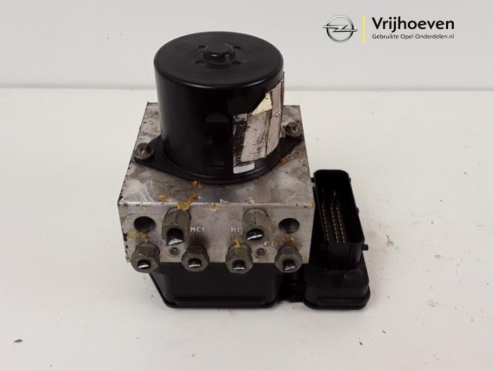 Gebruikte ABS Pomp Opel Insignia 2.0 CDTI 16V 160 Ecotec Prijs € 40,00 Margeregeling aangeboden door Autodemontage Vrijhoeven B.V.