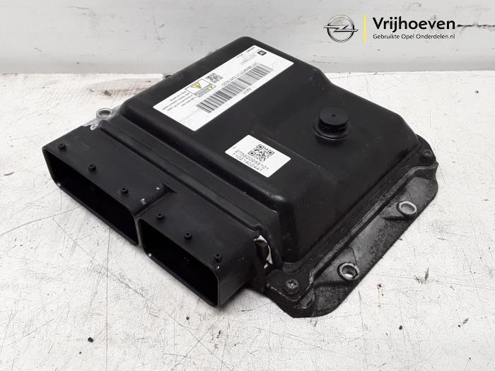 Gebruikte Computer Motormanagement Opel Astra J (PC6/PD6/PE6/PF6) 1.7 CDTi 16V 110 Prijs € 100,00 Margeregeling aangeboden door Autodemontage Vrijhoeven B.V.