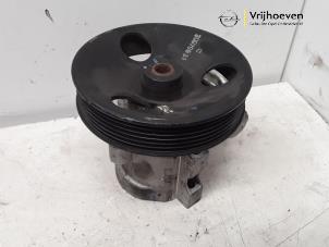 Gebruikte Pomp Servo Opel Antara 2.0 CDTi 16V 4x4 Prijs € 50,00 Margeregeling aangeboden door Autodemontage Vrijhoeven B.V.