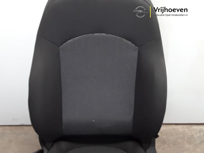 Airbag stoel (zitplaats) van een Opel Corsa E 1.4 16V 2017