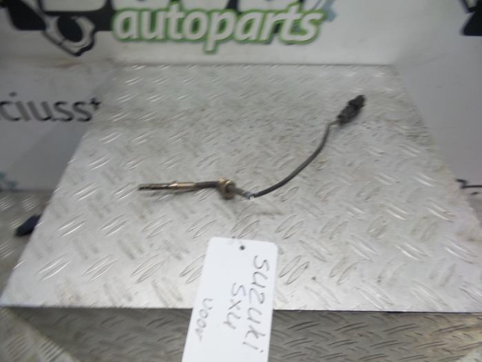 Gebruikte Lambda Sonde Suzuki SX4 (EY/GY) 1.9 DDiS Grip 4x4 Prijs op aanvraag aangeboden door DeVo Autoparts