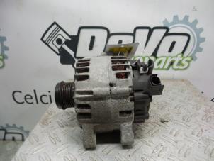 Gebruikte Dynamo Ford Fiesta 6 (JA8) 1.6 TDCi 16V 95 Prijs op aanvraag aangeboden door DeVo Autoparts