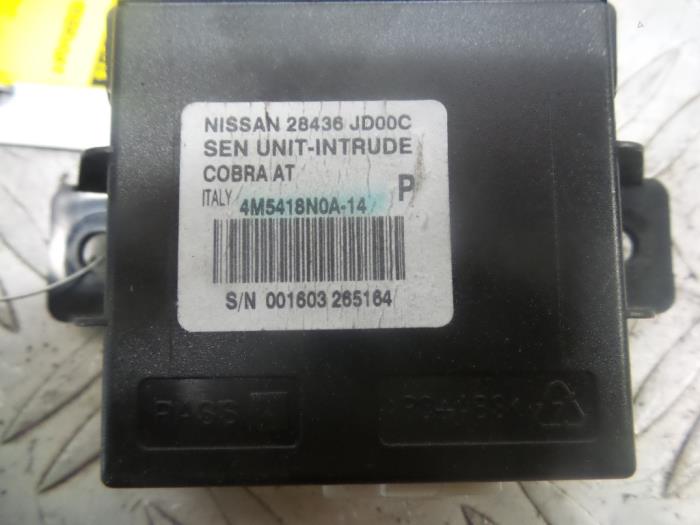 Alarm module van een Nissan Qashqai (J10) 1.6 16V 2012