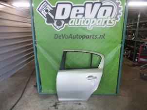 Gebruikte Deur 4Deurs links-achter Opel Corsa D 1.0 Prijs op aanvraag aangeboden door DeVo Autoparts