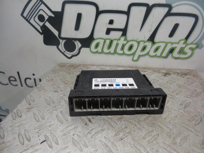 Gebruikte Bodycontrol Module Opel Insignia 2.0 CDTI 16V 130 Ecotec Prijs op aanvraag aangeboden door DeVo Autoparts