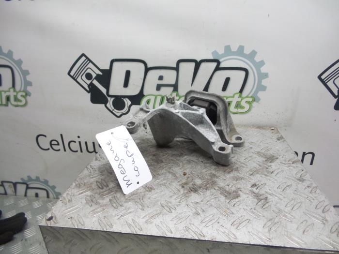 Motorrubber Renault Megane III Coupe (DZ), 2008 / 2016 1.6 16V, Hatchback, 2Dr, Benzine, 1.598cc, 81kW (110pk), FWD, K4M858; K4MR8, 2008-11 / 2015-08, DZ0U; DZ0V; DZ1H; DZ1U; DZM4 (Gebruikt)