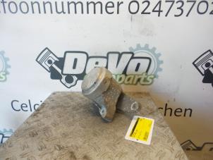 Gebruikte Motorsteun Ford Mondeo IV Wagon 1.8 TDCi 125 16V Prijs op aanvraag aangeboden door DeVo Autoparts