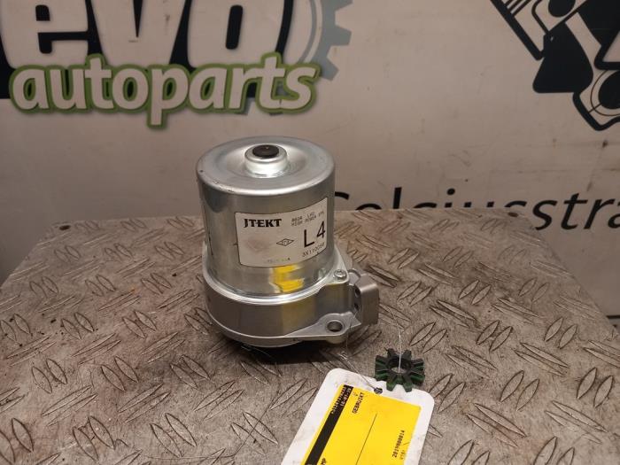 Gebruikte Pomp Servo Renault Captur I (2R) 1.2 TCE 16V EDC Prijs op aanvraag aangeboden door DeVo Autoparts
