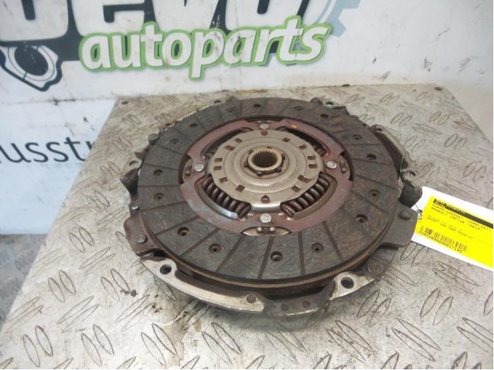 Gebruikte Koppelingsset (compleet) Renault Captur I (2R) 0.9 Energy TCE 12V Prijs op aanvraag aangeboden door DeVo Autoparts