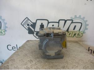 Gebruikte Aircopomp Toyota Yaris III (P13) 1.5 16V Hybrid Prijs op aanvraag aangeboden door DeVo Autoparts