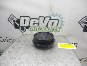 Gebruikte Speaker Seat Ibiza V (KJB) 1.0 12V Prijs op aanvraag aangeboden door DeVo Autoparts