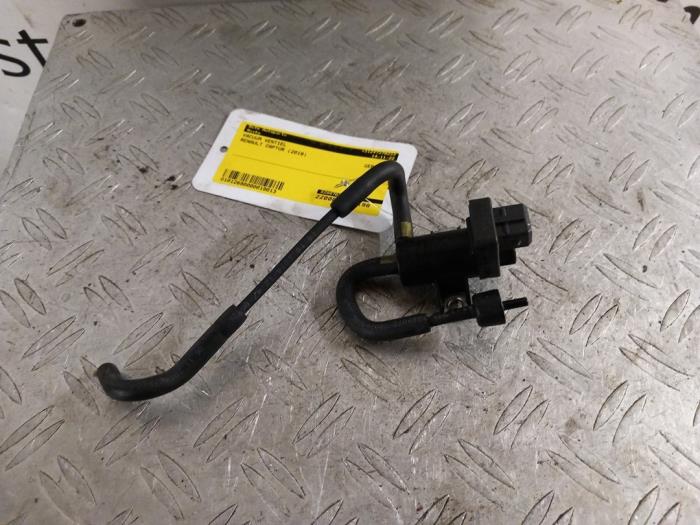 Vacuum ventiel van een Renault Captur (2R) 0.9 Energy TCE 12V 2019