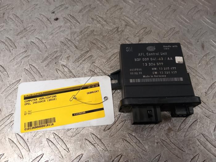 Gebruikte Computer Verlichting Opel Insignia Mk.I 2.0 CDTI 16V Prijs op aanvraag aangeboden door DeVo Autoparts