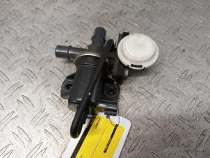 Gebruikte Diversen Renault Captur II (RJB) 1.6 E-Tech Plug-in Hybrid 160 Prijs op aanvraag aangeboden door DeVo Autoparts