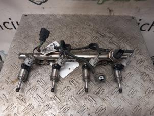 Gebruikte Injector brug Renault Captur (2R) 1.2 TCE 16V EDC Prijs op aanvraag aangeboden door DeVo Autoparts