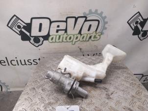 Gebruikte Hoofdremcilinder Nissan Qashqai (J11) 1.2 DIG-T 16V Prijs € 36,30 Inclusief btw aangeboden door DeVo Autoparts