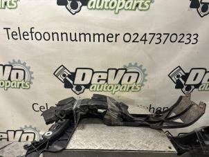 Gebruikte Bumpersteun links-achter Mercedes GLC Coupe (C253) 2.2 220d 16V BlueTEC 4-Matic Prijs € 60,50 Inclusief btw aangeboden door DeVo Autoparts