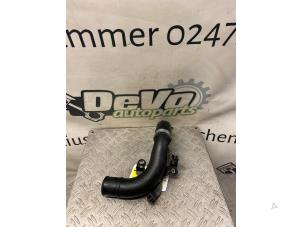 Gebruikte Turboslang Renault Clio IV (5R) 0.9 Energy TCE 90 12V Prijs € 30,25 Inclusief btw aangeboden door DeVo Autoparts