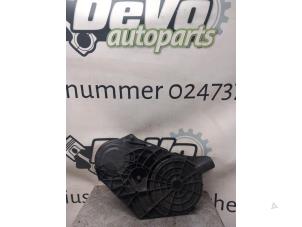 Gebruikte Distributiedeksel Peugeot 3008 II (M4/MC/MJ/MR) 2.0 GT BlueHDi 180 16V Prijs € 18,15 Inclusief btw aangeboden door DeVo Autoparts