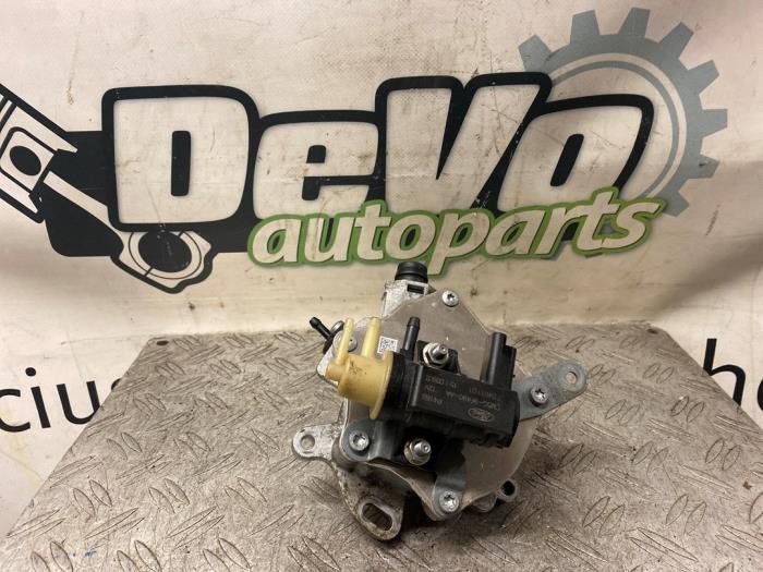 Gebruikte Vacuumpomp (Benzine) Ford Kuga II 1.5 EcoBoost 16V 150 Prijs € 90,75 Inclusief btw aangeboden door DeVo Autoparts