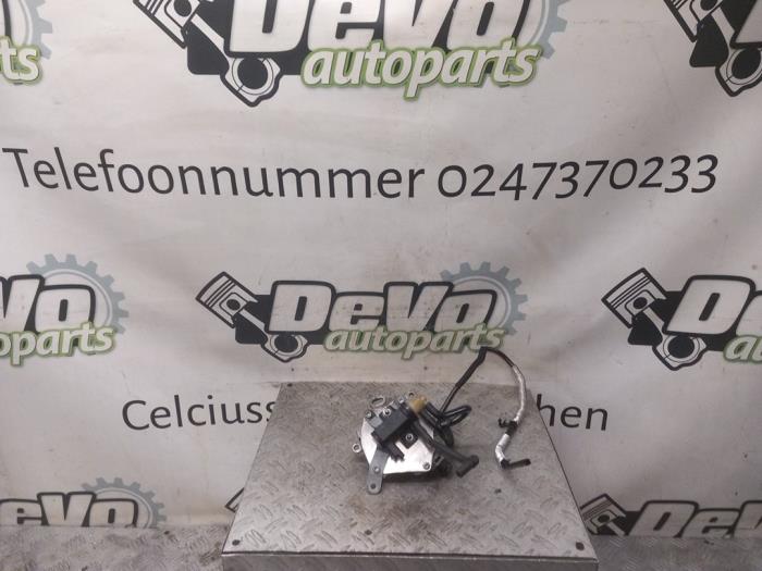 Gebruikte Vacuumpomp (Benzine) Ford Kuga II (DM2) 1.5 EcoBoost 16V 150 4x4 Prijs € 90,75 Inclusief btw aangeboden door DeVo Autoparts