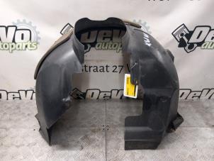 Gebruikte Slijkweerder Ford C-Max (DXA) 1.0 Ti-VCT EcoBoost 12V 100 Prijs € 42,35 Inclusief btw aangeboden door DeVo Autoparts