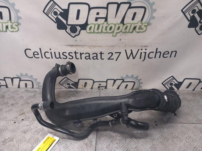 Gebruikte Intercooler Buis Ford Focus 3 Wagon 1.5 EcoBoost 16V 150 Prijs € 42,35 Inclusief btw aangeboden door DeVo Autoparts