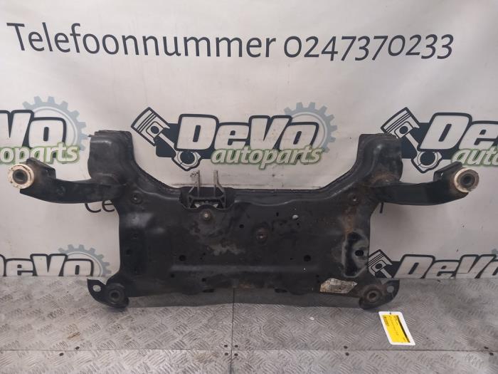 Gebruikte Subframe Ford Focus 3 Wagon 1.5 EcoBoost 16V 150 Prijs € 90,75 Inclusief btw aangeboden door DeVo Autoparts