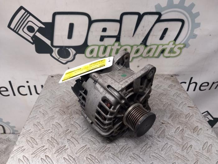 Gebruikte Alternator Renault Captur I (2R) 1.2 TCE 16V EDC Prijs € 60,50 Inclusief btw aangeboden door DeVo Autoparts