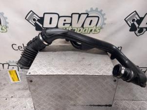Gebruikte Intercooler Buis Ford Kuga II (DM2) 1.5 EcoBoost 16V 150 Van Prijs € 42,35 Inclusief btw aangeboden door DeVo Autoparts