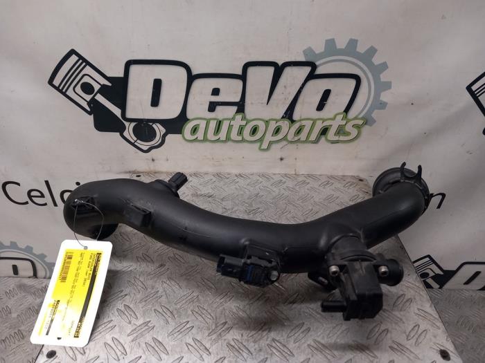 Gebruikte Intercooler Buis Ford Kuga II (DM2) 1.5 EcoBoost 16V 150 Van Prijs € 48,40 Inclusief btw aangeboden door DeVo Autoparts