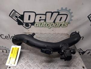 Gebruikte Intercooler Buis Ford Kuga II (DM2) 1.5 EcoBoost 16V 150 Van Prijs € 42,35 Inclusief btw aangeboden door DeVo Autoparts