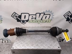 Gebruikte Cardanas rechts-voor (VWA) Volkswagen Tiguan Prijs € 363,00 Inclusief btw aangeboden door DeVo Autoparts