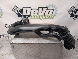 Gebruikte Intercooler Buis Ford Focus 3 Wagon 1.5 EcoBoost 16V 150 Prijs € 42,35 Inclusief btw aangeboden door DeVo Autoparts