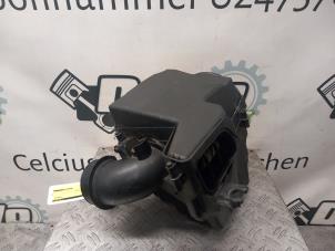 Gebruikte Luchtfilterhuis Ford Focus 3 Wagon 1.5 EcoBoost 16V 182 Prijs € 42,35 Inclusief btw aangeboden door DeVo Autoparts