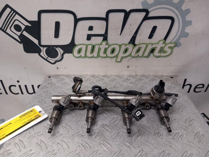 Gebruikte Galerij (Injectie) Renault Captur I (2R) 1.2 TCE 16V EDC Prijs € 163,35 Inclusief btw aangeboden door DeVo Autoparts