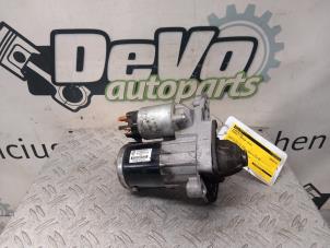 Gebruikte Startmotor Renault Captur (2R) 1.2 TCE 16V EDC Prijs € 30,25 Inclusief btw aangeboden door DeVo Autoparts