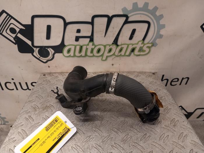 Intercooler Buis van een Renault Scénic IV (RFAJ) 1.2 TCE 115 16V 2018