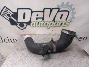 Gebruikte Intercooler Buis Kia Sportage (QL) 1.6 T-GDI 177 16V 4x4 Prijs € 36,30 Inclusief btw aangeboden door DeVo Autoparts