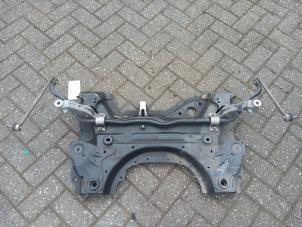 Gebruikte Subframe Peugeot 3008 II (M4/MC/MJ/MR) 1.2 12V e-THP PureTech 130 Prijs € 356,95 Inclusief btw aangeboden door DeVo Autoparts