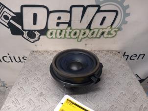 Gebruikte Speaker Ford Focus 3 Wagon 1.0 Ti-VCT EcoBoost 12V 100 Prijs € 36,30 Inclusief btw aangeboden door DeVo Autoparts
