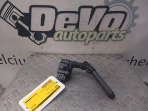 Gebruikte Bobine Renault Captur (2R) 1.3 TCE 130 16V Prijs € 18,15 Inclusief btw aangeboden door DeVo Autoparts