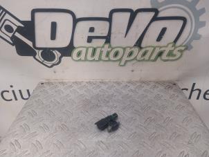 Gebruikte Sensor Nokkenas Peugeot 3008 II (M4/MC/MJ/MR) 1.2 12V e-THP PureTech 130 Prijs € 24,20 Inclusief btw aangeboden door DeVo Autoparts